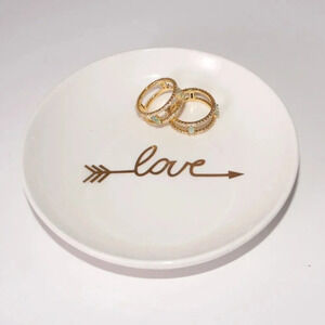 5/$20 KEVIA STYLE love trinket dish, new‎